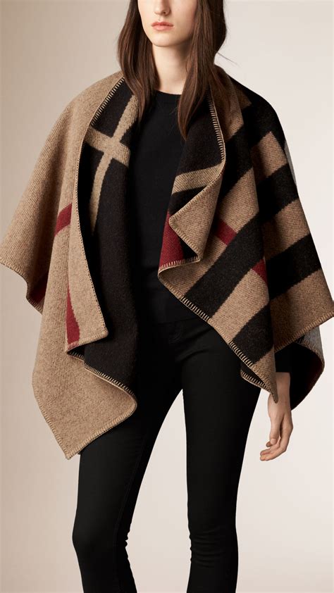 ponczo burberry|Women’s Designer Ponchos & Capes .